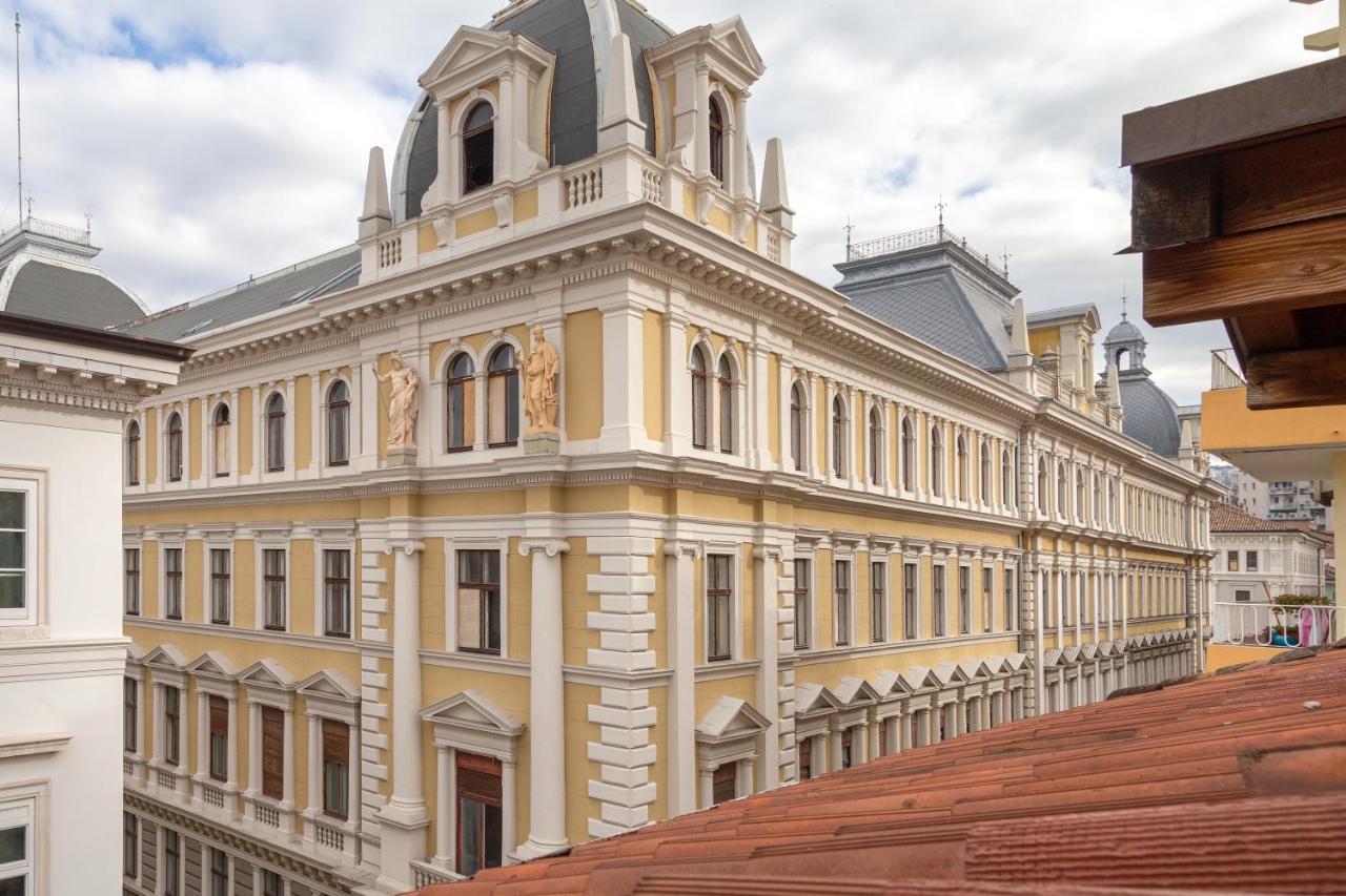 Rifugio Hemingway, Trieste Centro Con Parcheggio Exterior foto